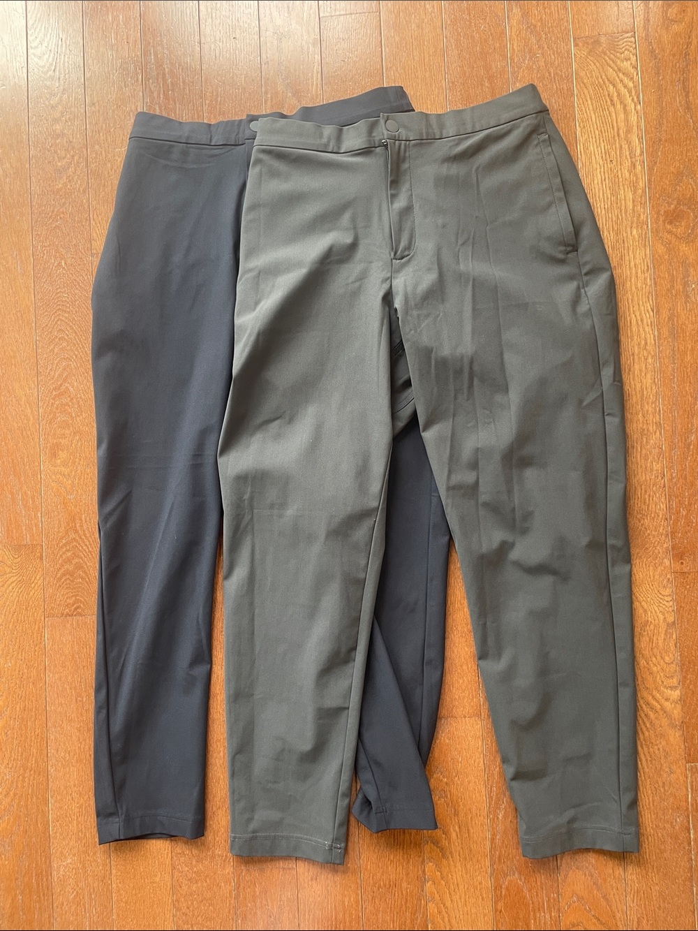 VRST Slim Taper Joggers